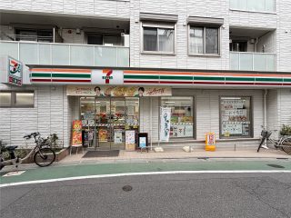 セブンイレブン世田谷赤塚4丁目　約600m